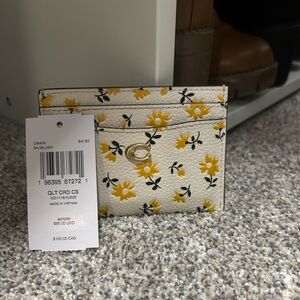 NWT coach floral card holder